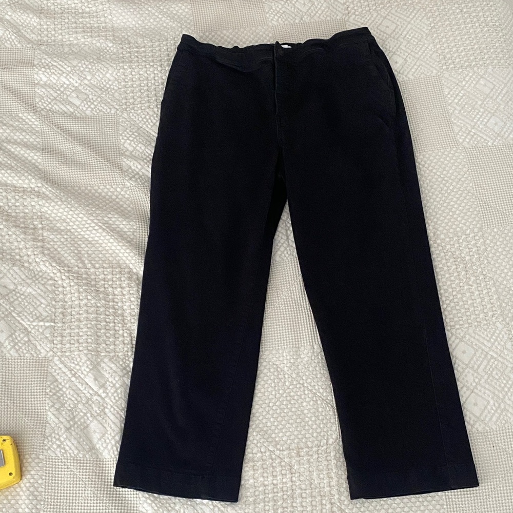 Studio Women's Black Ankle Pants